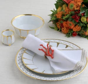 Yacht Table Etiquette (2)