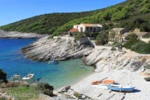 Mala Travna Beach Yacht Itinerary