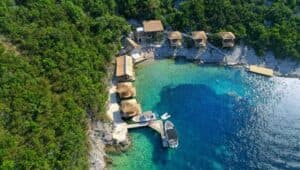 Bowa Elaphite Islands Sipan