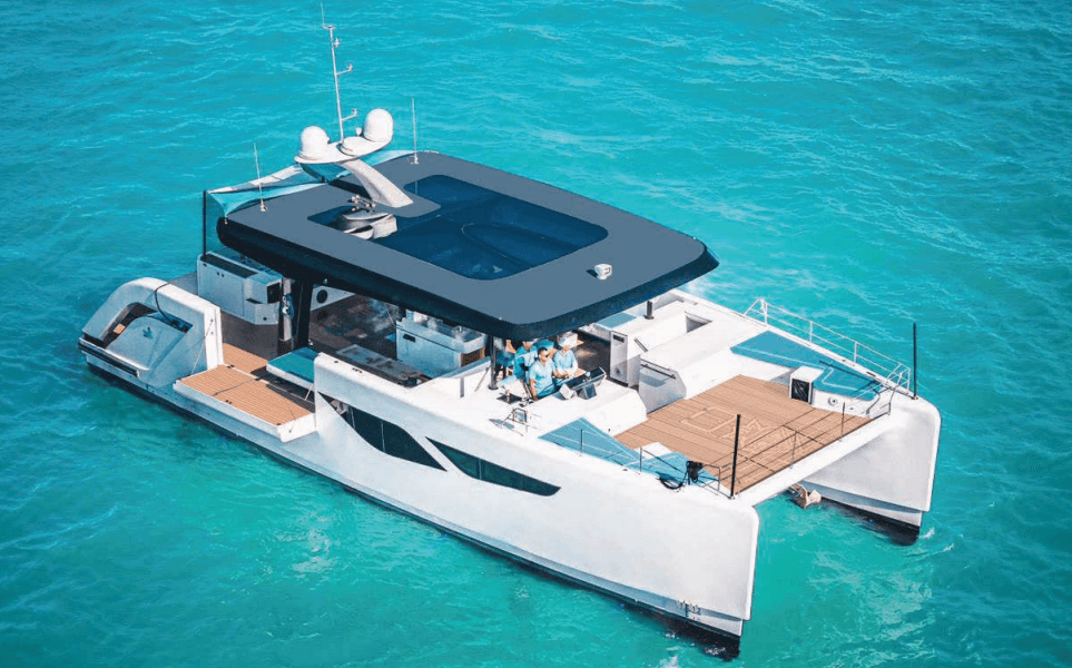 ozone_yacht