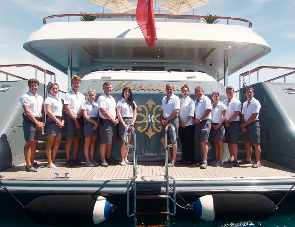 how to join a yacht crew